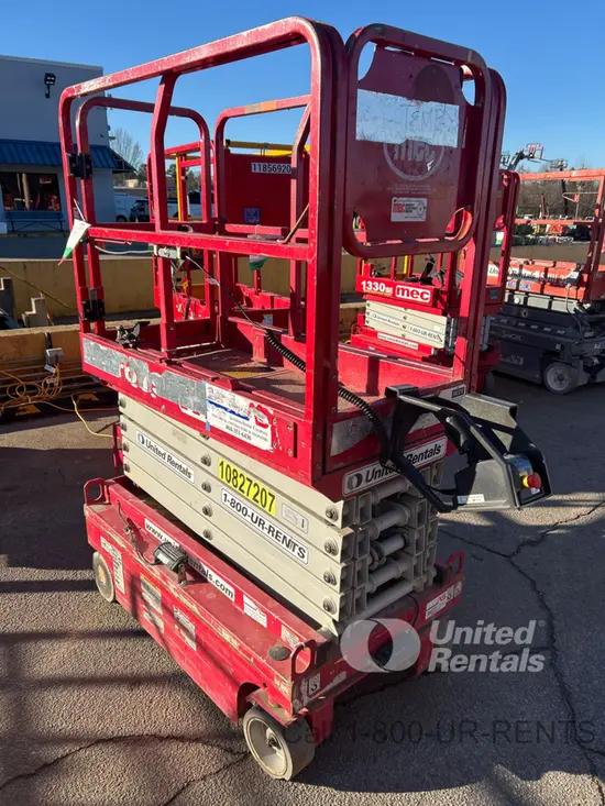 2018 MEC MICRO 19 Scissor Lift