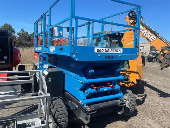 2017 Genie GS-4390 RT Rough Terrain Scissor Lift