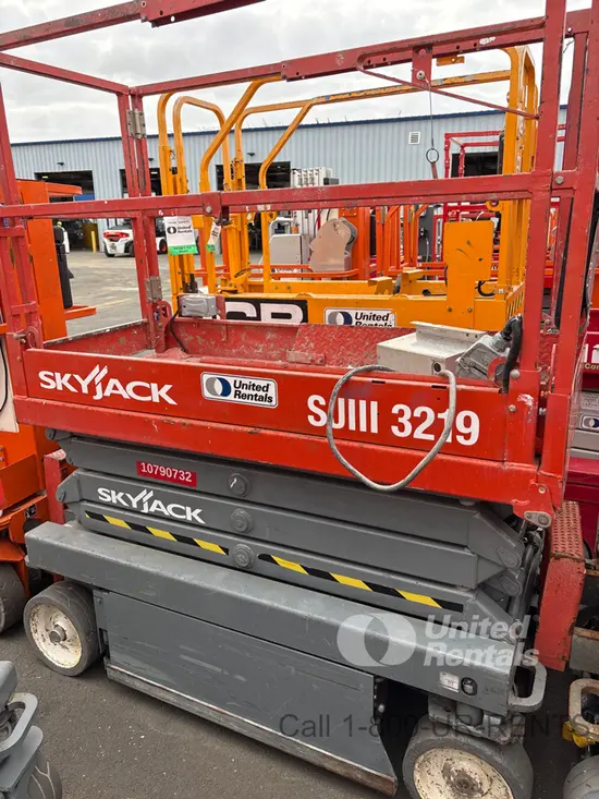 2018 Skyjack SJIII3219 Scissor Lift