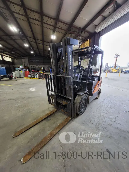 2022 Doosan G25P-7DF Warehouse Forklift