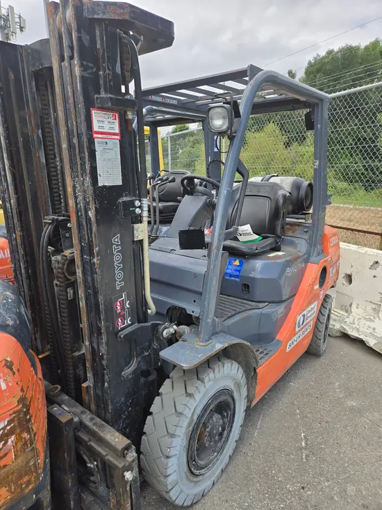 2019 Toyota 8FGU25 Warehouse Forklift
