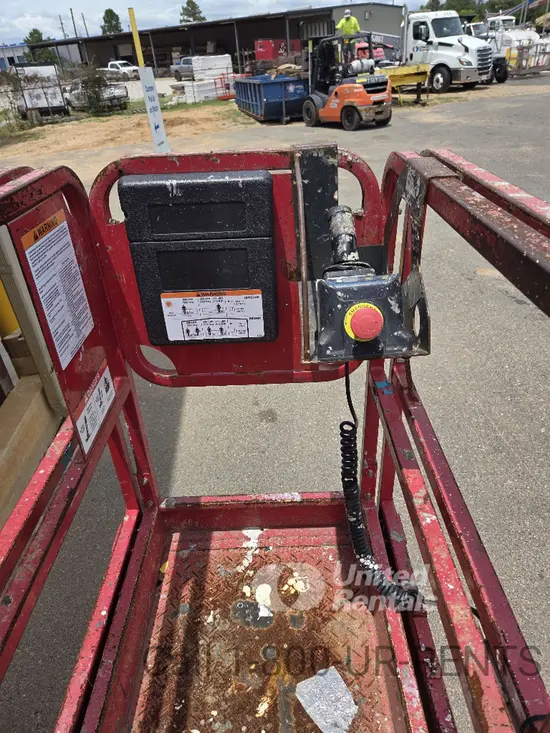 2018 MEC MICRO 19 Scissor Lift