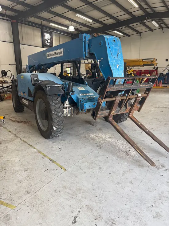 2017 Genie GTH-844 Forklift