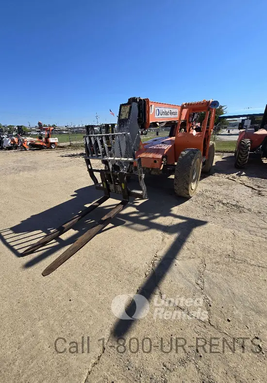 2018 SKYTRAK 6042 Forklift