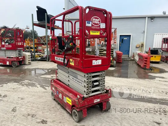 2017 MEC MICRO 19 Scissor Lift