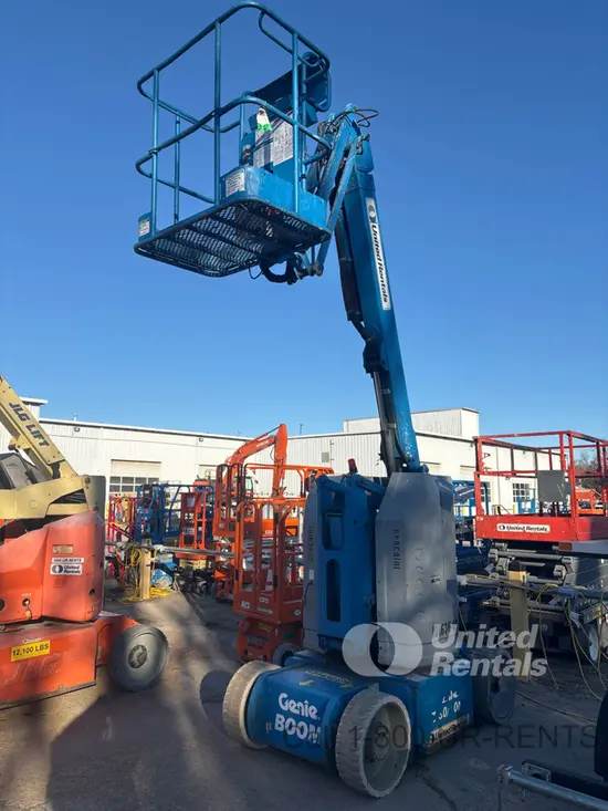 2013 Genie Z-30/20N Articulating Boom Lift