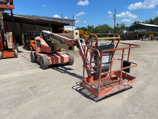 2017 JLG E450AJ Articulating Boom Lift