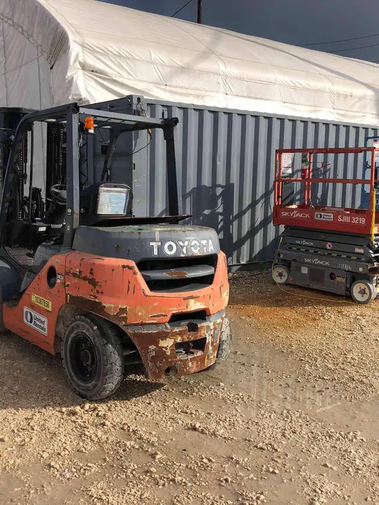 2015 Toyota 8FD35U Forklift