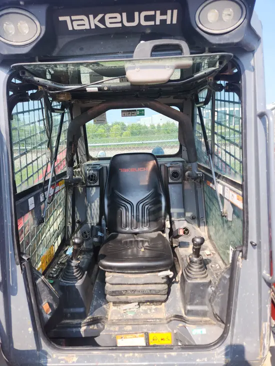 2021 Takeuchi TL12R2-CR Track Loader