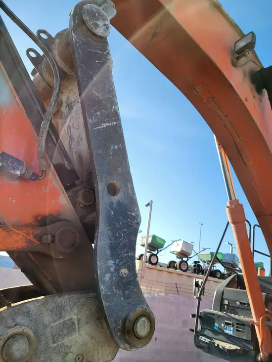 2017 HITACHI ZX250-THMB Attachment