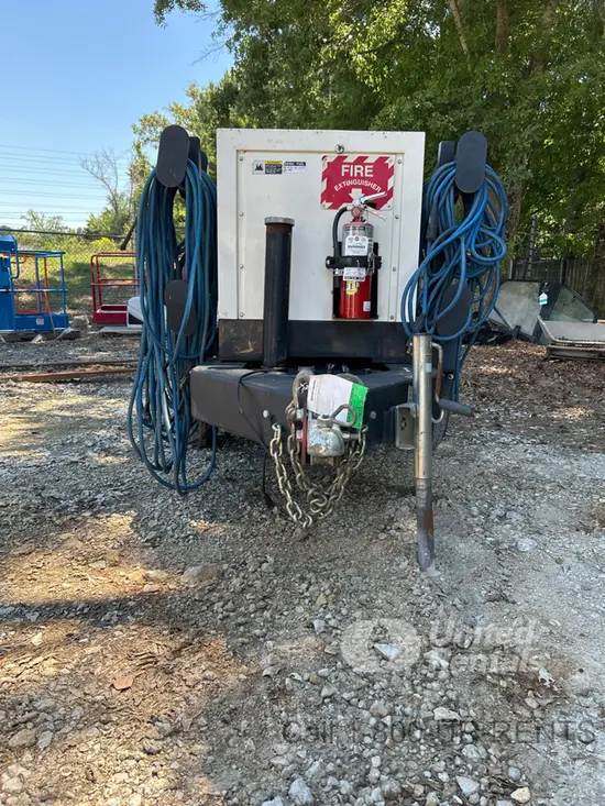 2021 Multiquip DLW400ESA4 Welder