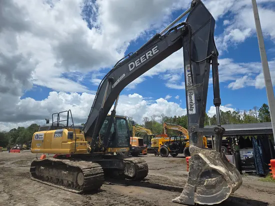2019 John Deere 350G Excavator