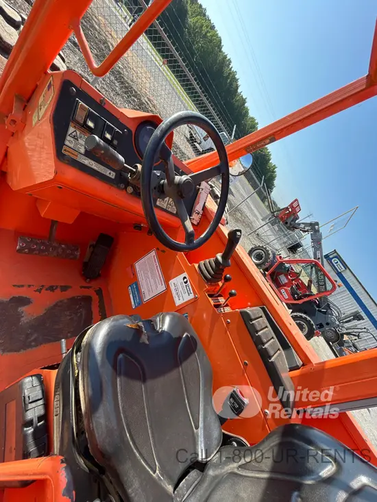 2019 SKYTRAK 8042 Forklift
