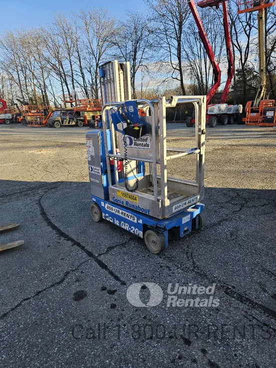 2019 Genie GR-20 Self-Propelled One-Person Lift