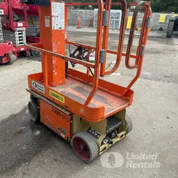 2016 JLG 1230ES Self-Propelled One-Person Lift