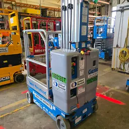 2019 Genie GR-20 Self-Propelled One-Person Lift