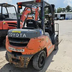 2018 Toyota 8FD35U Forklift
