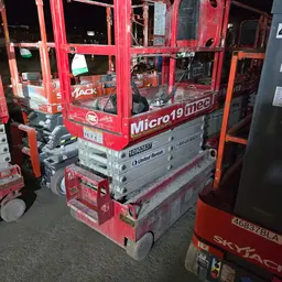 2019 MEC MICRO 19 Scissor Lift