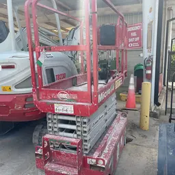 2018 MEC MICRO 19 Scissor Lift