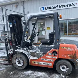 2019 Toyota 8FDU30 Warehouse Forklift