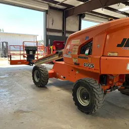 2019 JLG 400S Boom Lift