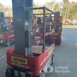 2016 Skyjack SJ12 Self-Propelled One-Person Lift