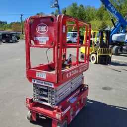 2018 MEC 1330SE Scissor Lift