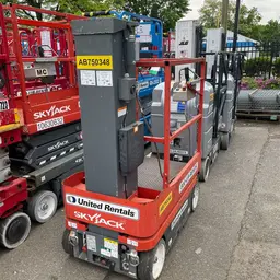 2018 Skyjack SJ16 Self-Propelled One-Person Lift