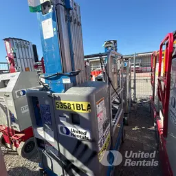 2017 Genie GR-20 Self-Propelled One-Person Lift