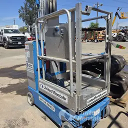 2017 Genie GR-20 Self-Propelled One-Person Lift