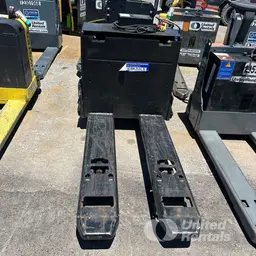 2022 HYSTER B60ZHD Jack