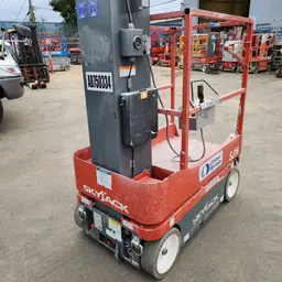 2018 Skyjack SJ16 Self-Propelled One-Person Lift