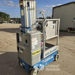2017 Genie GR-20 Self-Propelled One-Person Lift