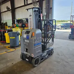 2018 JLG 20MVL Self-Propelled One-Person Lift