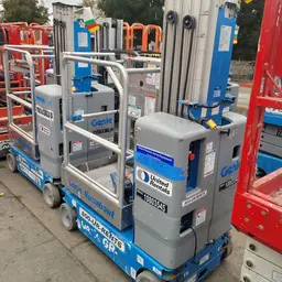 2018 Genie GR-20 Self-Propelled One-Person Lift