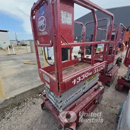 2017 MEC 1330SE Scissor Lift