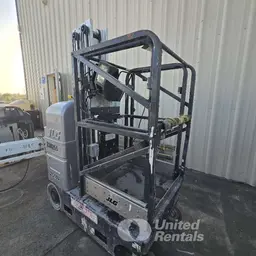 2019 JLG 20MVL Self-Propelled One-Person Lift