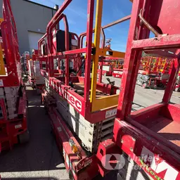 2018 MEC MICRO 19 Scissor Lift