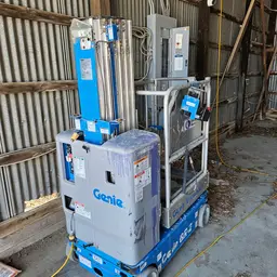 2019 Genie GR-20 Self-Propelled One-Person Lift