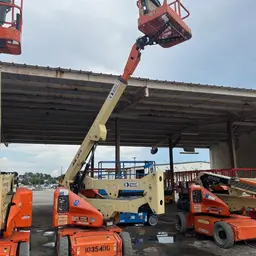 2015 JLG E400AN Articulating Boom Lift