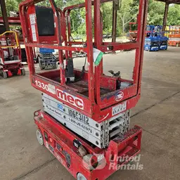 2017 MEC 1330SE Scissor Lift