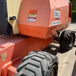 2013 JLG 800AJ Articulating Boom Lift