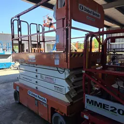2017 Snorkel S4732E Scissor Lift