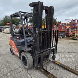 2020 Toyota 8FGU25 Warehouse Forklift