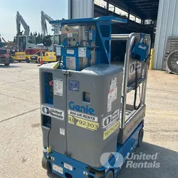 2018 Genie GR-12 Self-Propelled One-Person Lift