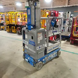 2016 Genie GR-20 Self-Propelled One-Person Lift