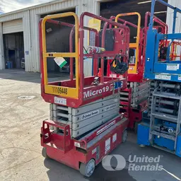 2020 MEC MICRO 19 Scissor Lift