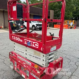2017 MEC 1330SE Scissor Lift