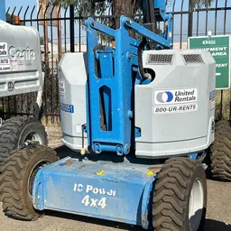 2018 Genie Z-34/22 IC Articulating Boom Lift