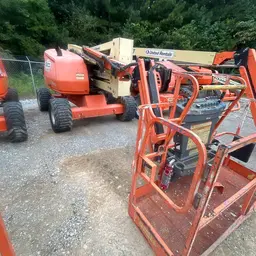 2017 JLG 450AJ Articulating Boom Lift